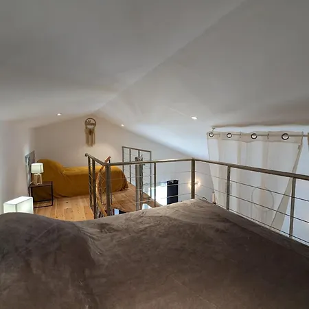 Gite Cosy Avec Terrasse Privative, Jardin Et Activites Nature A Proximite - Fr-1-653-259 * Châteauneuf-sur-Charente