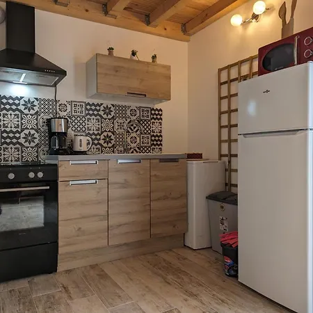 Gite Cosy Avec Terrasse Privative, Jardin Et Activites Nature A Proximite - Fr-1-653-259 *