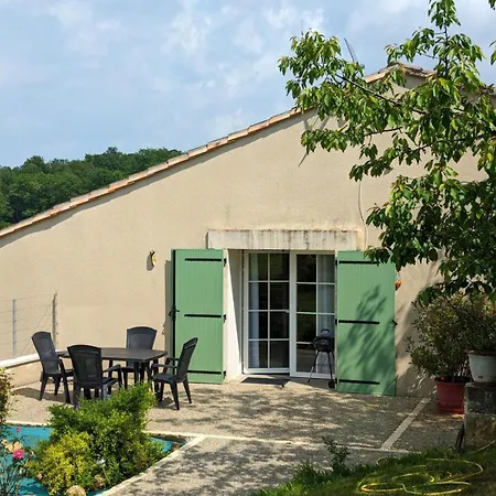 Gite Cosy Avec Terrasse Privative, Jardin Et Activites Nature A Proximite - Fr-1-653-259 公寓 *